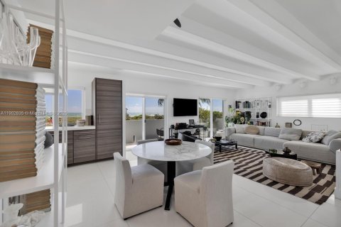 Купить кондоминиум в Майами-Бич, Флорида 1 спальня, 83.8м2, № 1955823 - фото 9