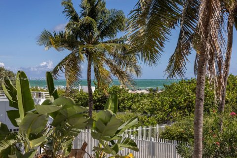 Copropriété à vendre à Miami Beach, Floride: 1 chambre, 83.8 m2 № 1955823 - photo 2