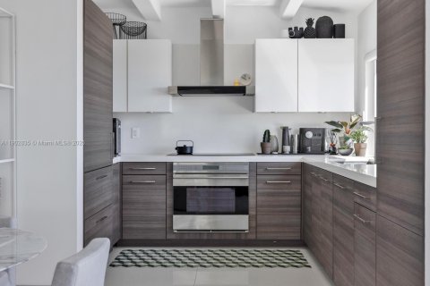 Купить кондоминиум в Майами-Бич, Флорида 1 спальня, 83.8м2, № 1955823 - фото 13