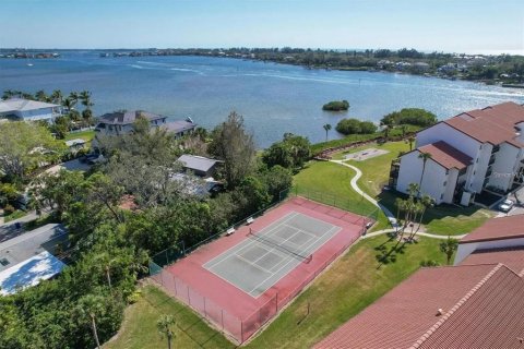 Condominio en alquiler en Sarasota, Florida, 2 dormitorios, 94.39 m2 № 2098903 - foto 23