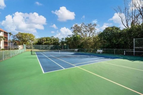 Condominio en alquiler en Sarasota, Florida, 2 dormitorios, 94.39 m2 № 2098903 - foto 17