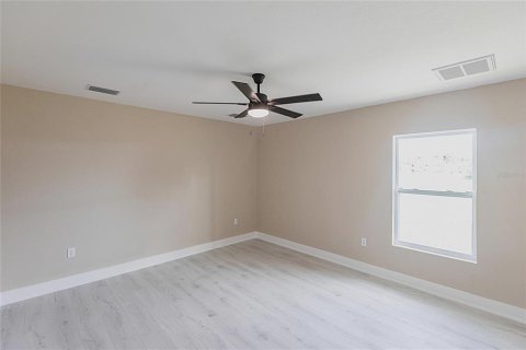 House in Punta Gorda, Florida 3 bedrooms, 148.27 sq.m. № 1835487 - photo 11