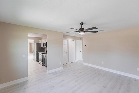 House in Punta Gorda, Florida 3 bedrooms, 148.27 sq.m. № 1835487 - photo 2