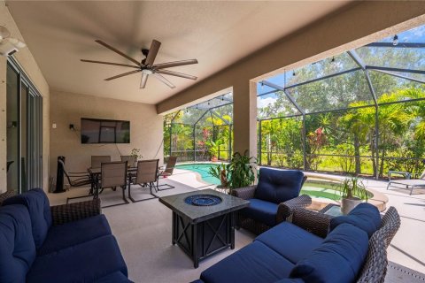 House in Sarasota, Florida 3 bedrooms, 240.8 sq.m. № 2224718 - photo 7