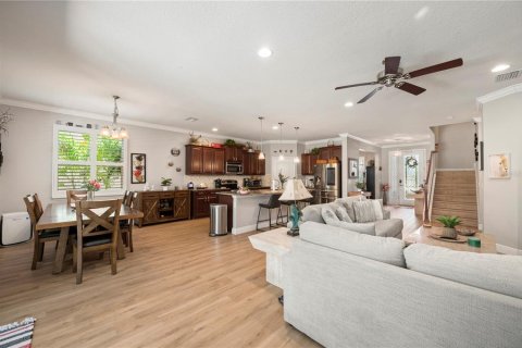 House in Sarasota, Florida 3 bedrooms, 240.8 sq.m. № 2224718 - photo 12