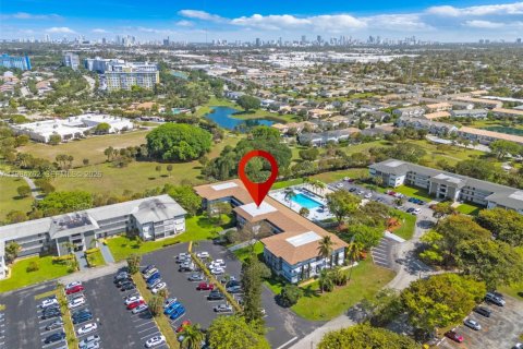 Copropriété à vendre à Hollywood, Floride: 1 chambre, 62.43 m2 № 2048001 - photo 21