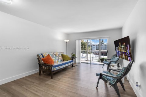 Copropriété à vendre à Hollywood, Floride: 1 chambre, 62.43 m2 № 2048001 - photo 4