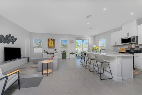 Villa ou maison à vendre à Port Charlotte, Floride: 3 chambres, 167.97 m2 № 2093446 - photo 11