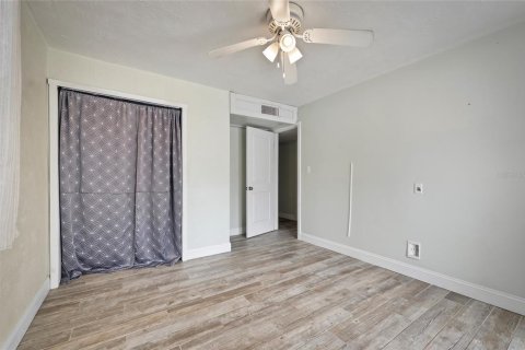 House in Ormond Beach, Florida 2 bedrooms, 89.65 sq.m. № 2394351 - photo 17