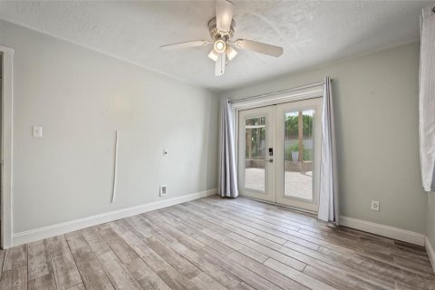 House in Ormond Beach, Florida 2 bedrooms, 89.65 sq.m. № 2394351 - photo 15