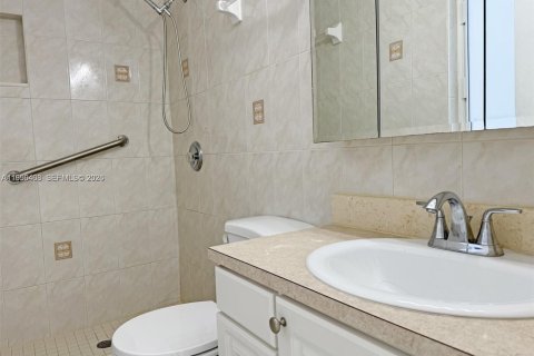 Купить виллу или дом в Майами, Флорида 3 спальни, 104.79м2, № 2153085 - фото 23