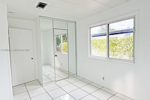 Купить виллу или дом в Майами, Флорида 3 спальни, 104.79м2, № 2153085 - фото 17