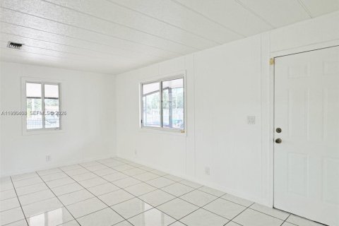 Купить виллу или дом в Майами, Флорида 3 спальни, 104.79м2, № 2153085 - фото 14