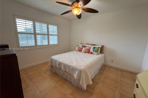 Condo in Hollywood, Florida, 1 bedroom № 2185818 - photo 27