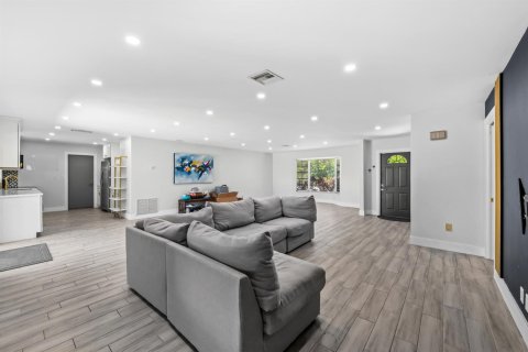 Villa ou maison à vendre à Deerfield Beach, Floride: 3 chambres, 172.33 m2 № 2254696 - photo 9