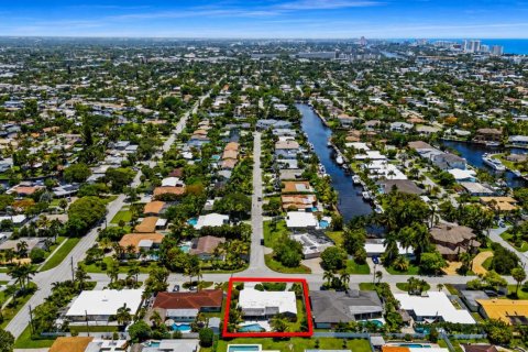 Villa ou maison à vendre à Deerfield Beach, Floride: 3 chambres, 172.33 m2 № 2254696 - photo 3
