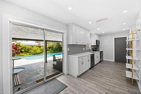 Villa ou maison à vendre à Deerfield Beach, Floride: 3 chambres, 172.33 m2 № 2254696 - photo 7