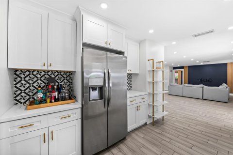 Villa ou maison à vendre à Deerfield Beach, Floride: 3 chambres, 172.33 m2 № 2254696 - photo 6
