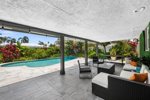 Villa ou maison à vendre à Deerfield Beach, Floride: 3 chambres, 172.33 m2 № 2254696 - photo 21