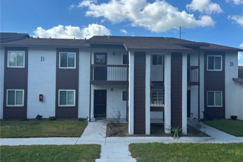 Condo à Zephyrhills, Floride, 2 chambres  № 2348341
