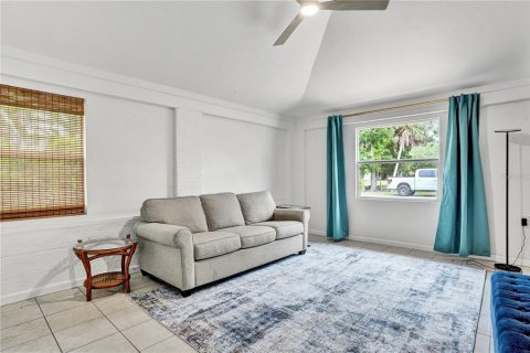 House in Bradenton, Florida 3 bedrooms, 146.41 sq.m. № 2151373 - photo 21