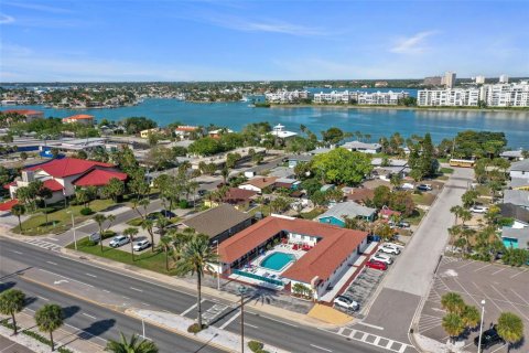 Hotel en venta en Saint Pete Beach, Florida, 413.42 m2 № 1844761 - foto 6