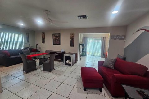 Villa ou maison à vendre à Delray Beach, Floride: 2 chambres, 141.86 m2 № 1756119 - photo 5