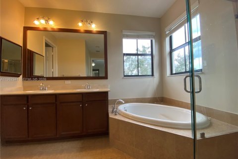 Villa ou maison à louer à Cooper City, Floride: 4 chambres, 193.61 m2 № 2025126 - photo 24