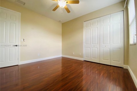 Villa ou maison à louer à Cooper City, Floride: 4 chambres, 193.61 m2 № 2025126 - photo 18