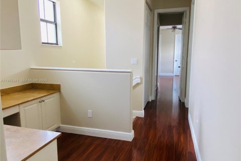 Villa ou maison à louer à Cooper City, Floride: 4 chambres, 193.61 m2 № 2025126 - photo 26