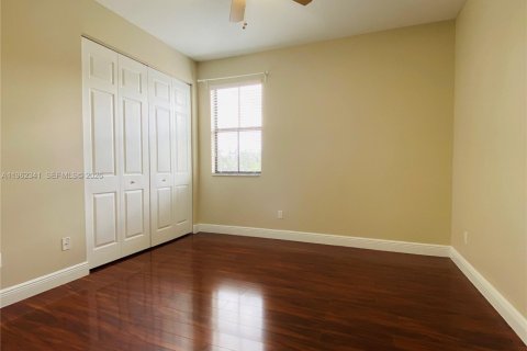 Villa ou maison à louer à Cooper City, Floride: 4 chambres, 193.61 m2 № 2025126 - photo 20