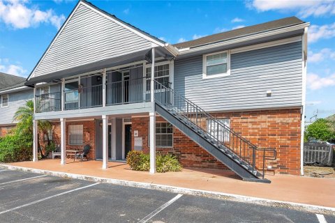 Condominio en venta en Largo, Florida, 1 dormitorio, 79.52 m2 № 1844900 - foto 2