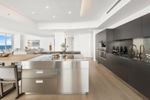 Купить кондоминиум в Майами-Бич, Флорида 5 спален, 406.73м2, № 2059069 - фото 20