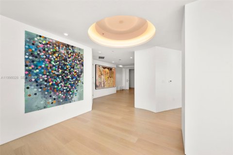 Купить кондоминиум в Майами-Бич, Флорида 5 спален, 406.73м2, № 2059069 - фото 16