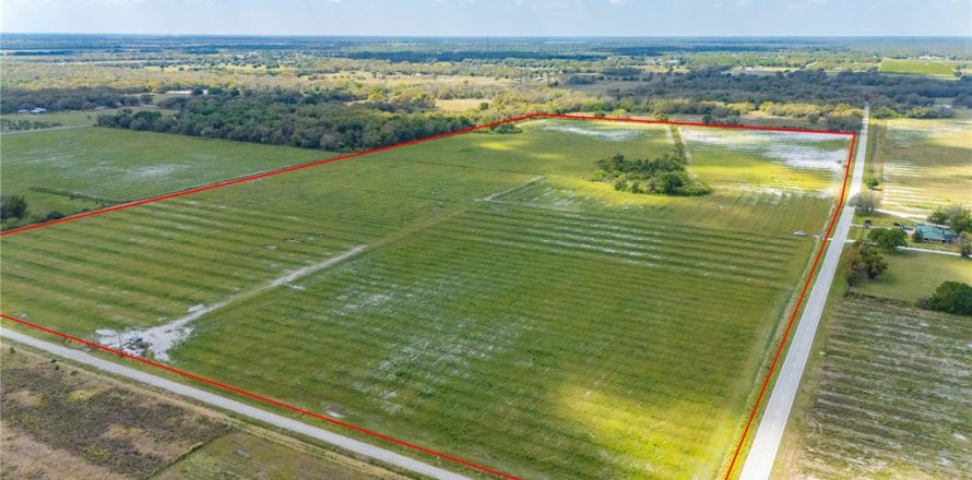 Land in Arcadia, Florida № 1755515