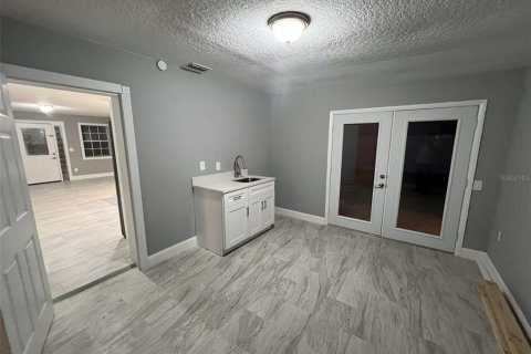 Villa ou maison à louer à Orlando, Floride: 4 chambres, 117.89 m2 № 2396855 - photo 12