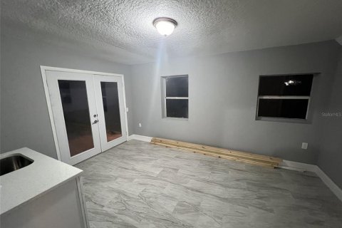 Villa ou maison à louer à Orlando, Floride: 4 chambres, 117.89 m2 № 2396855 - photo 11