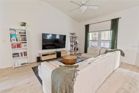 Copropriété à vendre à Lakeland, Floride: 3 chambres, 177.26 m2 № 2095914 - photo 16