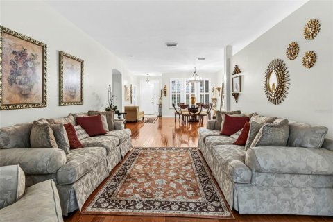 Casa en venta en Brandon, Florida, 5 dormitorios, 312.62 m2 № 2296810 - foto 17