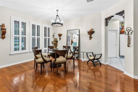 Casa en venta en Brandon, Florida, 5 dormitorios, 312.62 m2 № 2296810 - foto 15