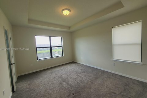 Снять в аренду таунхаус в Палм Спрингс, Флорида 3 спальни, 157.1м2, № 1945870 - фото 9