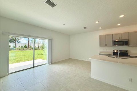 Townhouse in Bradenton, Florida 3 bedrooms, 127.55 sq.m. № 1884392 - photo 4