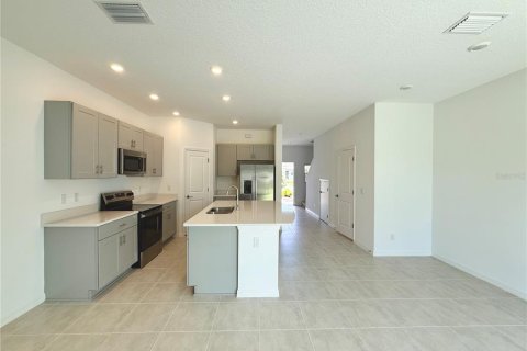 Townhouse in Bradenton, Florida 3 bedrooms, 127.55 sq.m. № 1884392 - photo 6