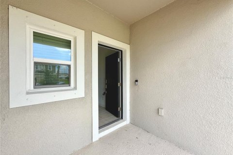 Townhouse in Bradenton, Florida 3 bedrooms, 127.55 sq.m. № 1884392 - photo 2