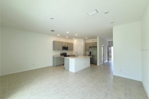 Townhouse in Bradenton, Florida 3 bedrooms, 127.55 sq.m. № 1884392 - photo 3