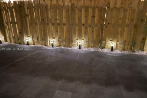 Townhouse in Homestead, Florida 4 bedrooms, 123.65 sq.m. № 2003455 - photo 10