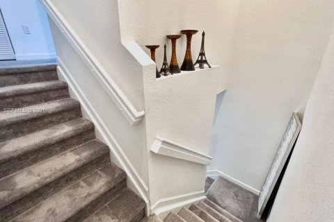 Townhouse in Homestead, Florida 4 bedrooms, 123.65 sq.m. № 2003455 - photo 6