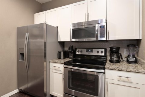 Casa en alquiler en Kissimmee, Florida, 3 dormitorios, 120.77 m2 № 1919604 - foto 7