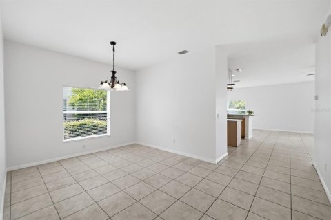 House in Fish Hawk, Florida 5 bedrooms, 302.49 sq.m. № 2196479 - photo 16