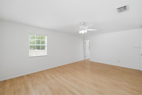 House in Fish Hawk, Florida 5 bedrooms, 302.49 sq.m. № 2196479 - photo 29